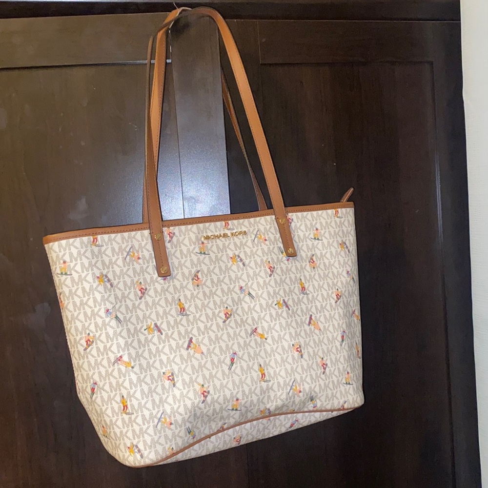 Micheal Kors Bag